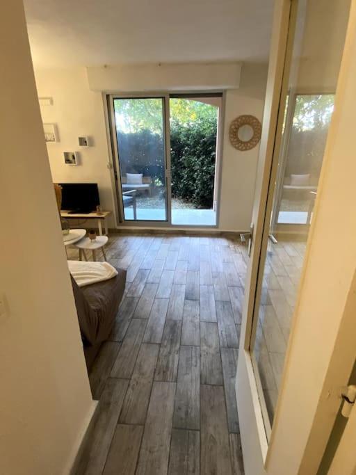 Studio Cabine Avec Jardin Apartment Canet-en-Roussillon Ngoại thất bức ảnh