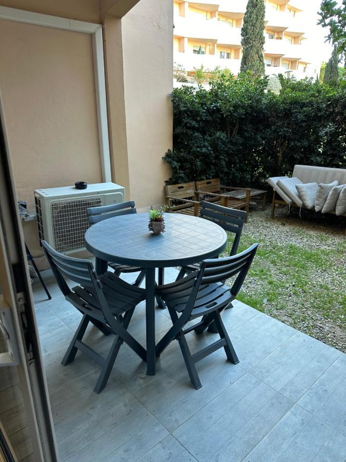 Studio Cabine Avec Jardin Apartment Canet-en-Roussillon Ngoại thất bức ảnh
